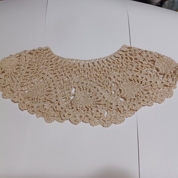 Boho Crochet Collar Cream with Gold - Picture 9 of 9